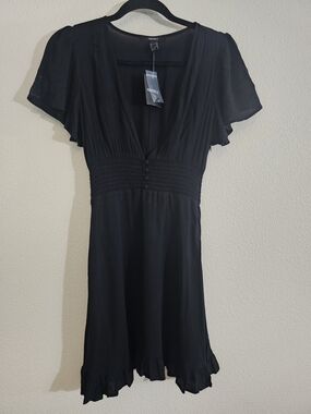 Forever 21 Black Flutter-Sleeve V-Neck Dress